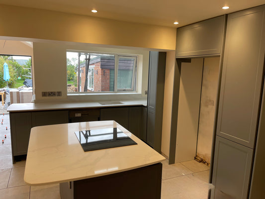 Calacatta Vicente Quartz Kitchen Island Worktop