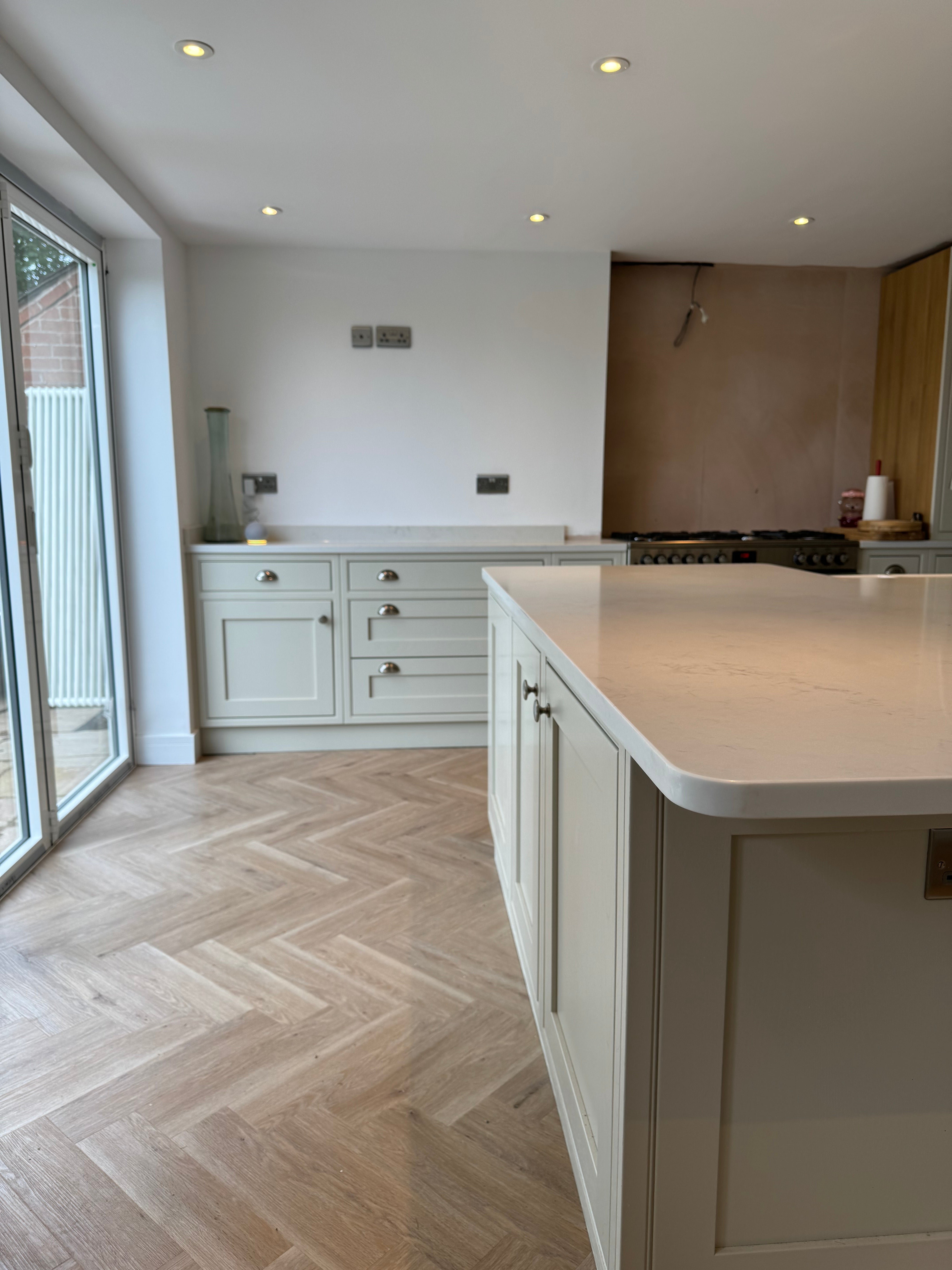Carrara Quartz Kitchen Island Worktop