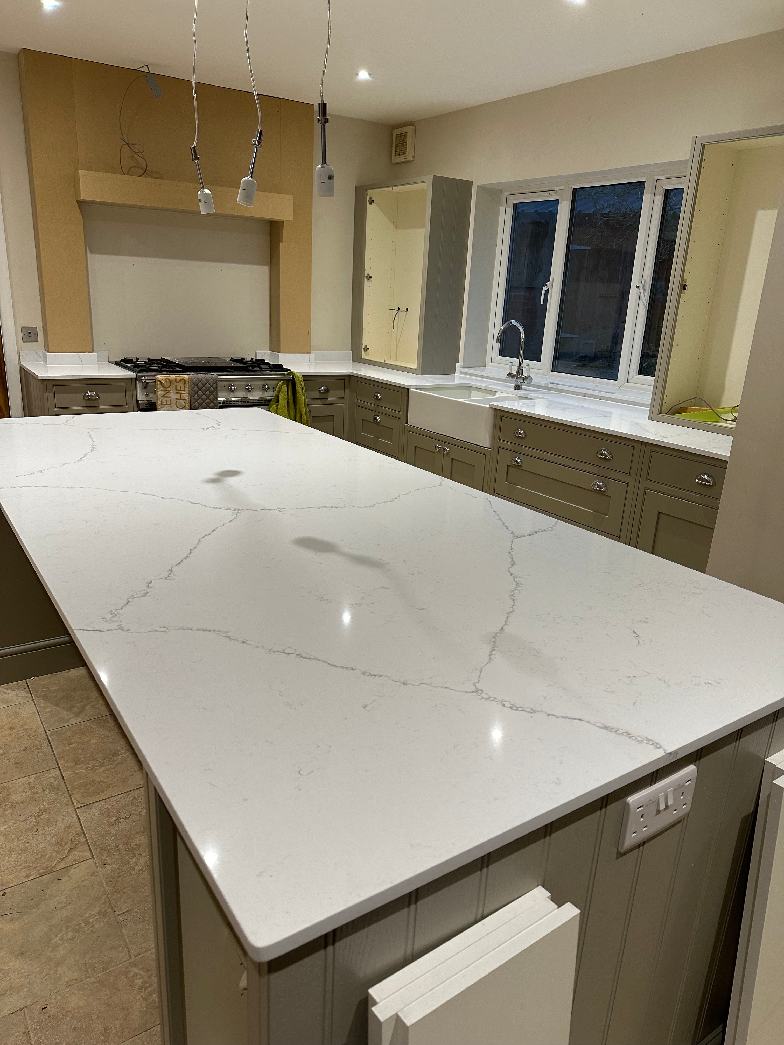 Carrara Misterio Quartz Kitchen Island Worktop
