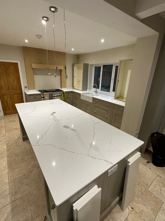 Carrara Misterio Quartz Kitchen Island Worktop