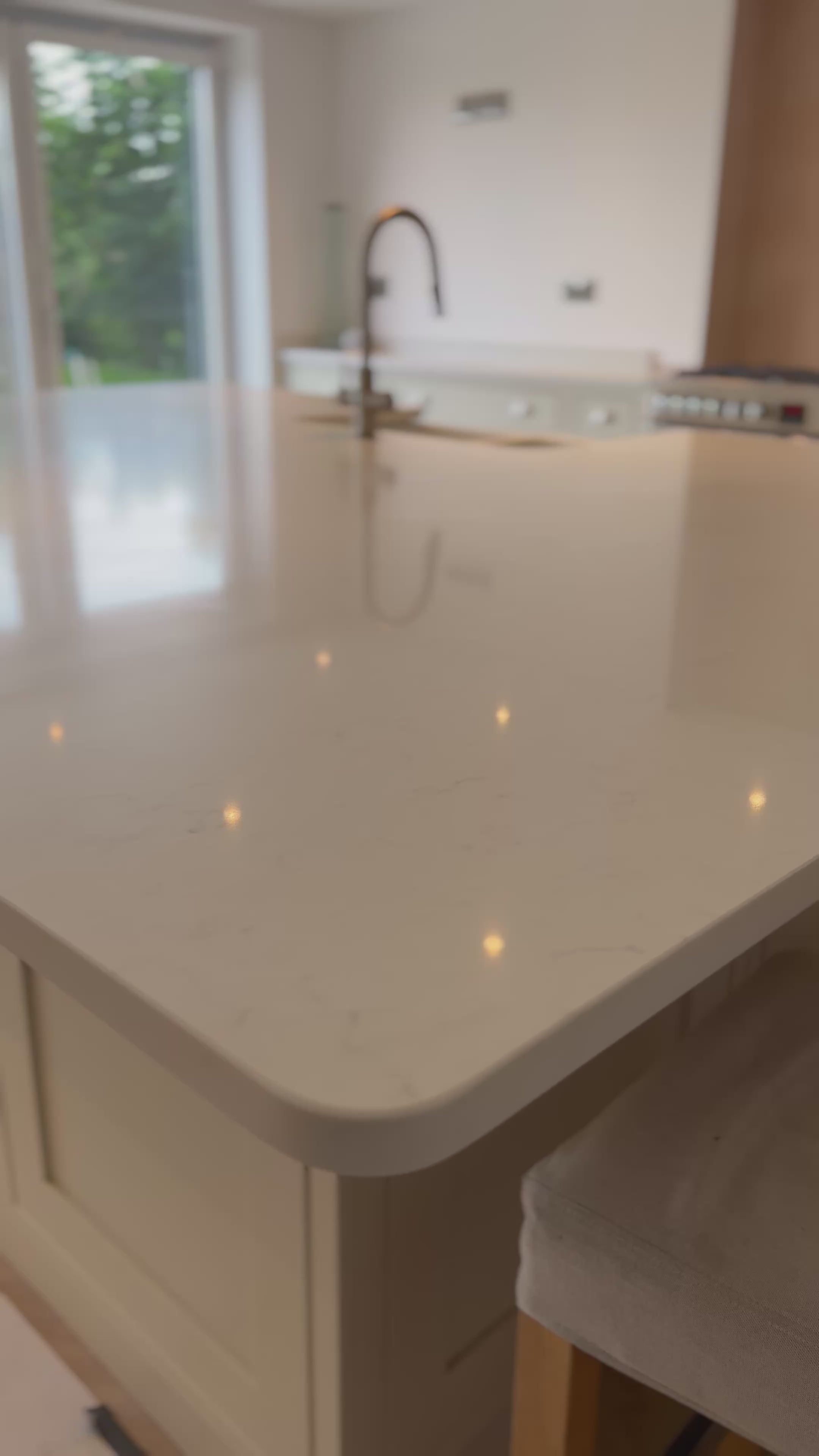 Carrara Quartz Kitchen Island Worktop